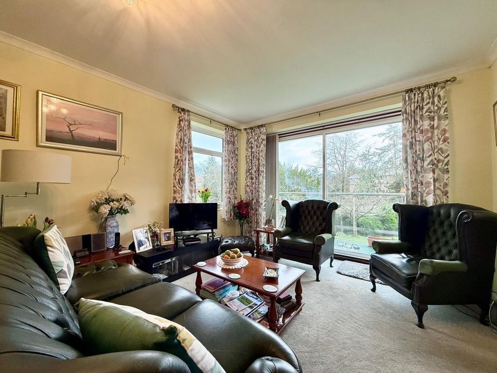 Property photo 3 of 19