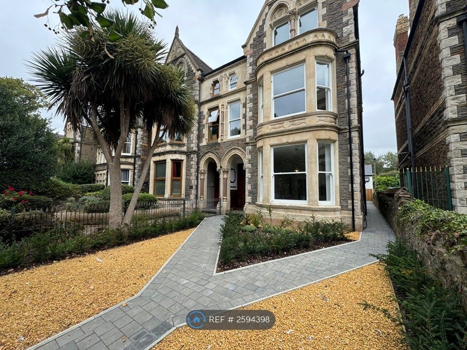 Property photo 2 of 10