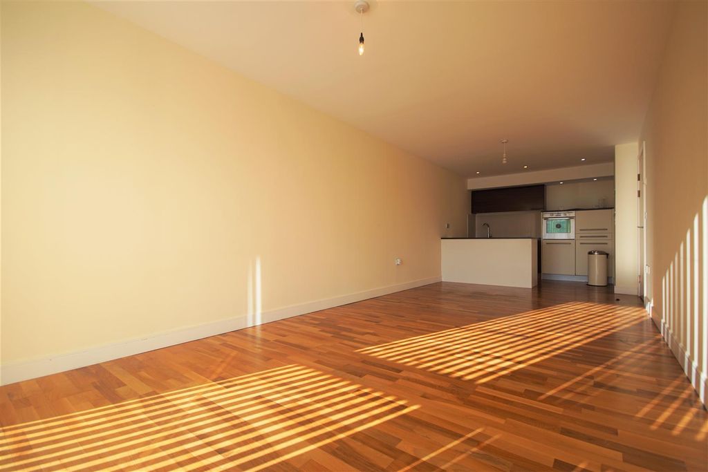 Property photo 3 of 12 Dsc07642.Jpg