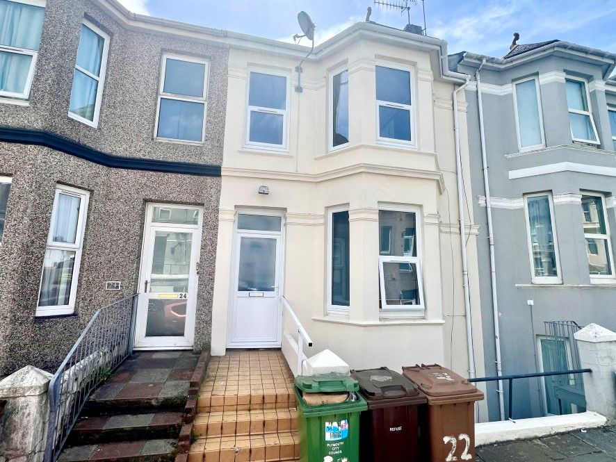 Property photo 1 of 12