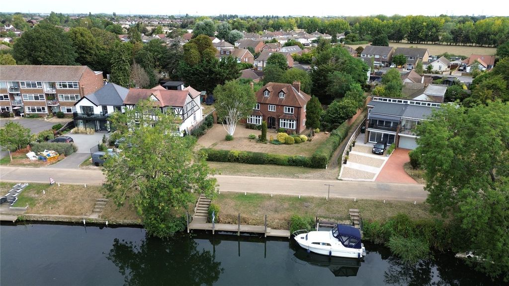 Property photo 1 of 34 Picture No. 35
