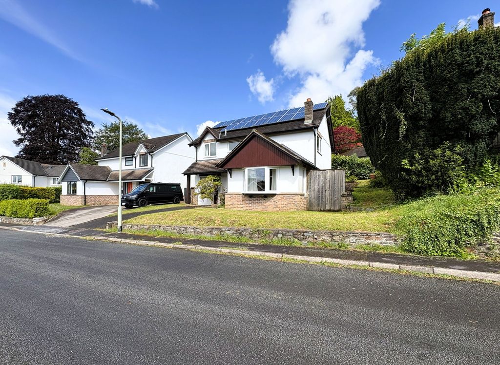 Property photo 1 of 24