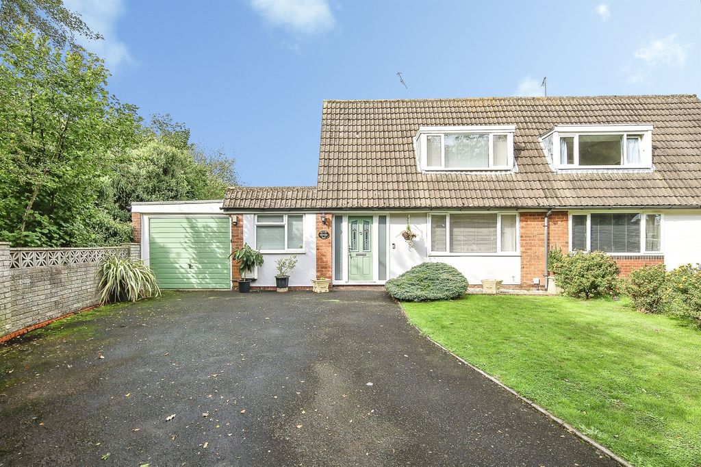 Property photo 1 of 23