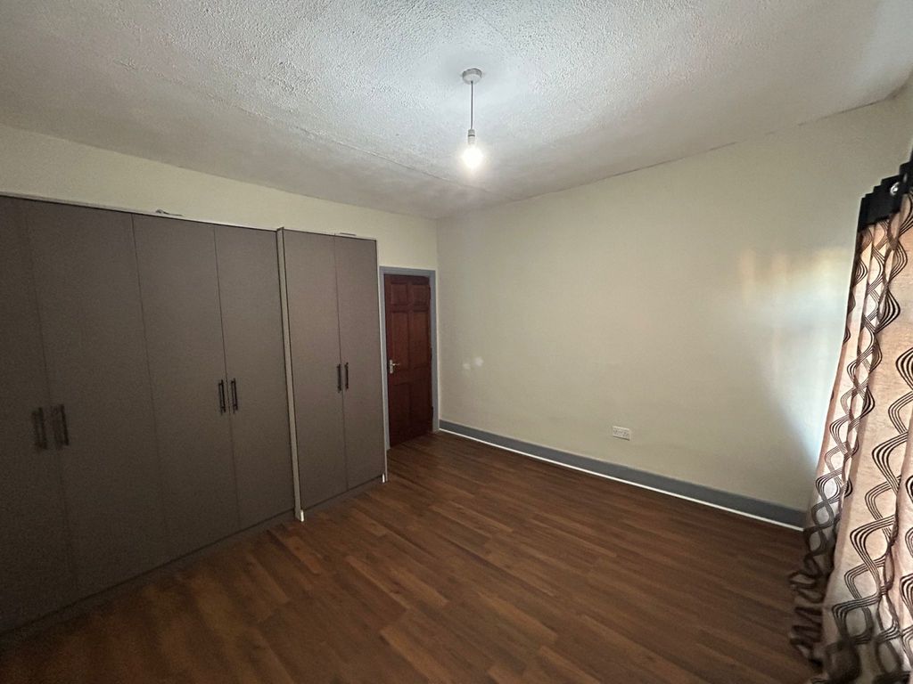 Property photo 2 of 7 Gallery