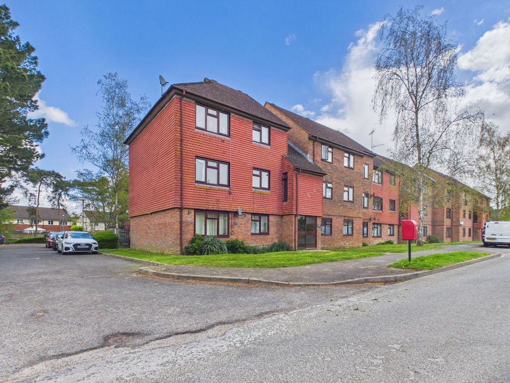 Property photo 1 of 9