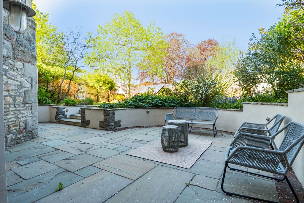 Additional image 20 of 3 bed flat for saleGarden Flat, Sambourne, Sea Walls Road, Bristol BS9