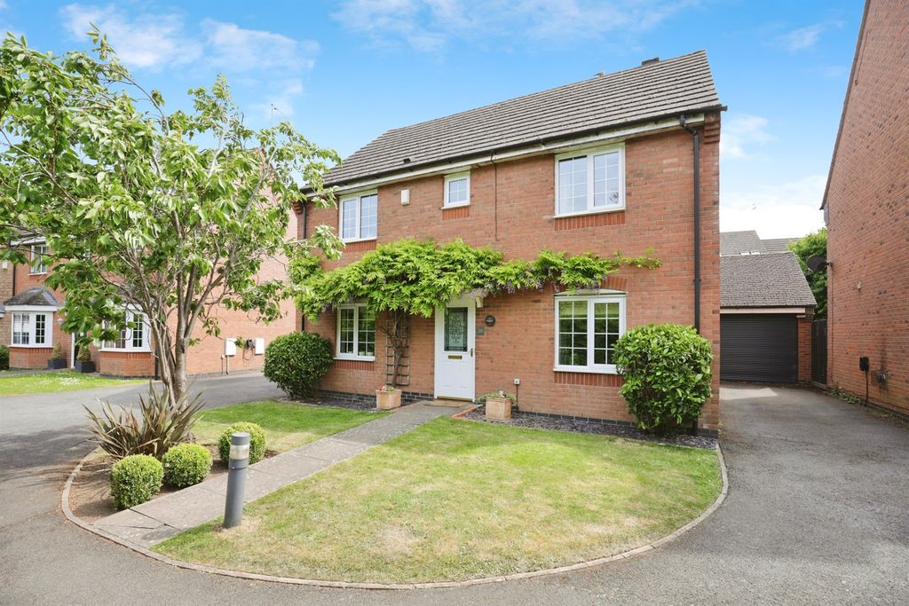 Property photo 1 of 17