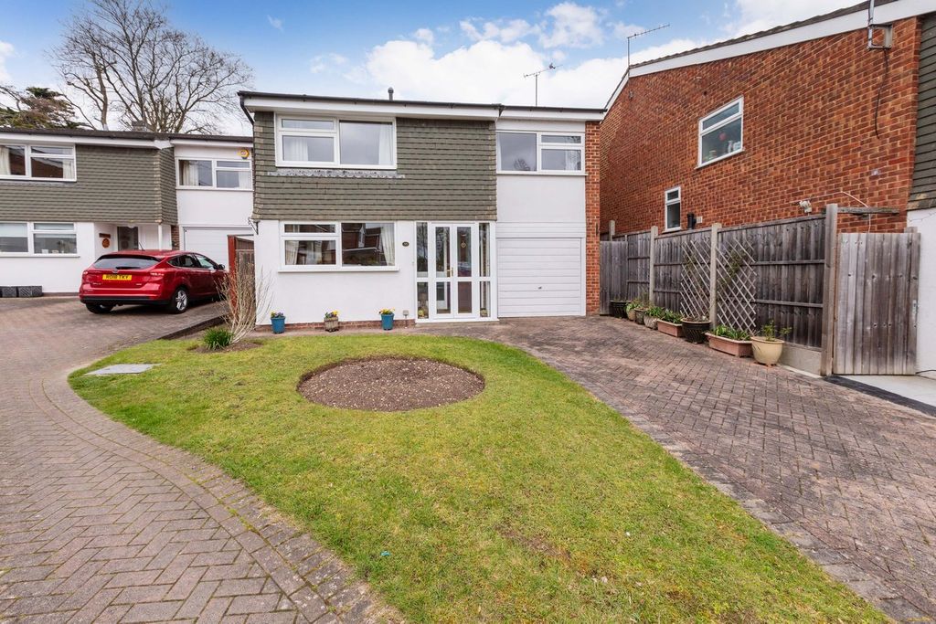 Property photo 1 of 16