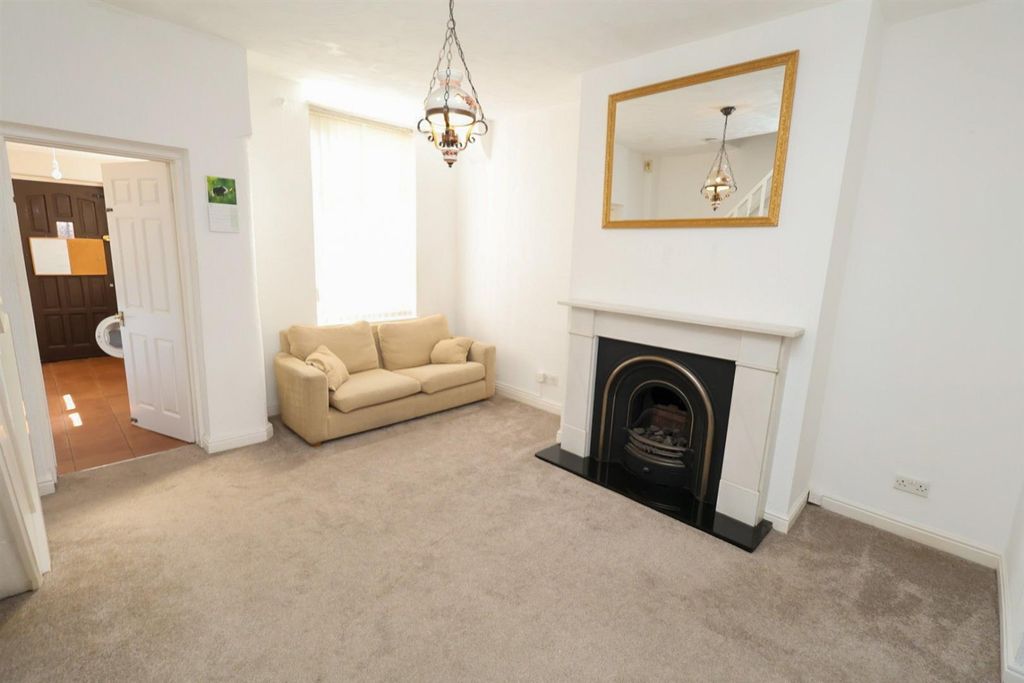 Property photo 3 of 14 9.Jpg