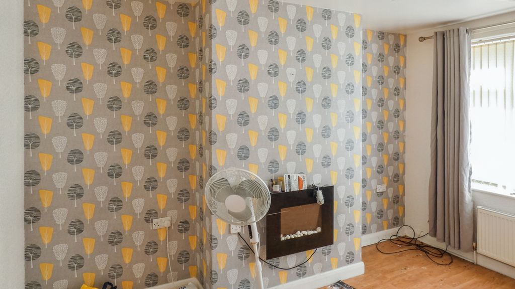 Property photo 2 of 14 18 Endeavour Crescent, Hull, East Yorkshire, Hu9 5Sy