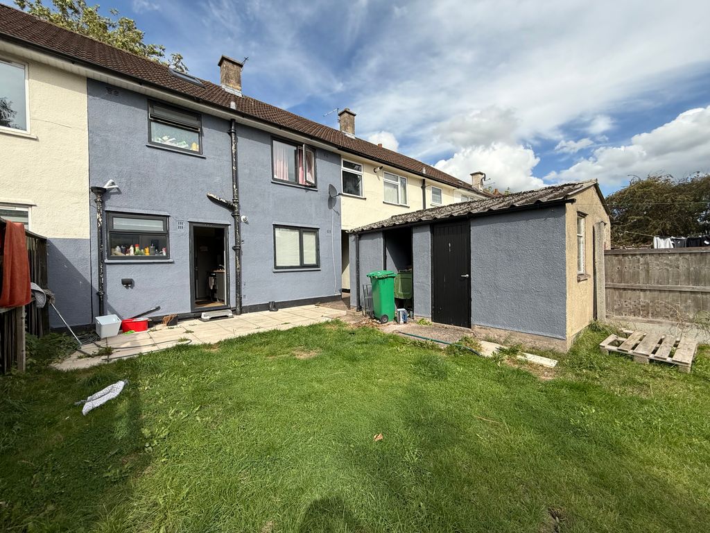 Property photo 3 of 11