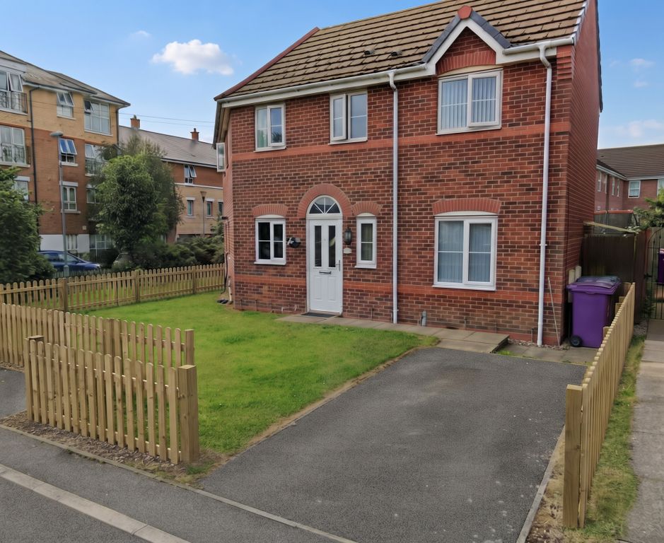 Property photo 2 of 17
