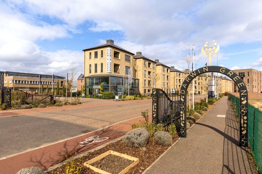 Property photo 2 of 10 Picture No. 21