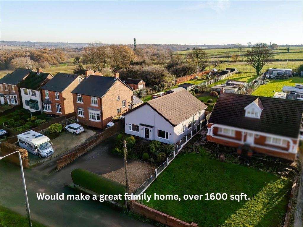 Property photo 1 of 48 Great Family Home Over T.Png