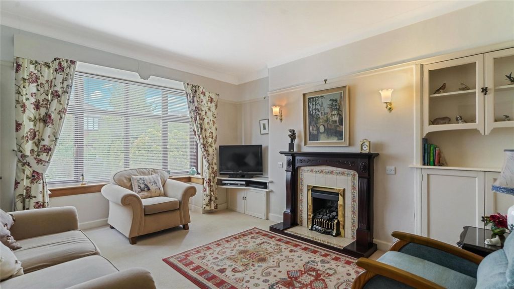 Property photo 2 of 17 Picture No. 03