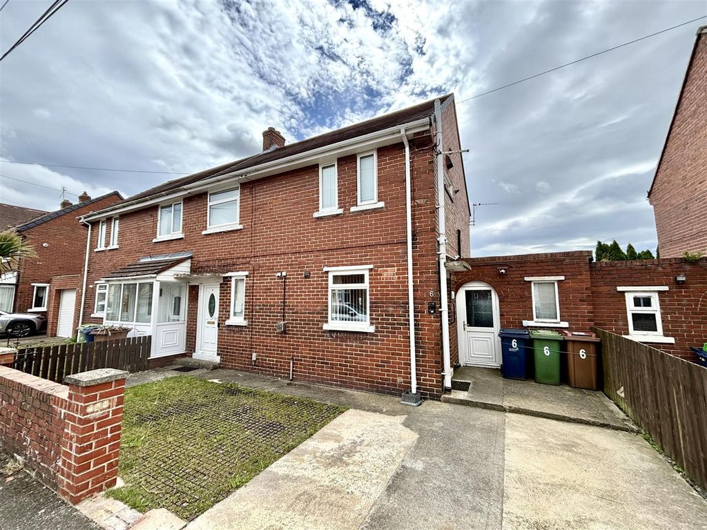 Property photo 1 of 20