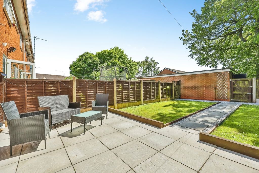 Property photo 2 of 16 Pbox-Img.Jpg