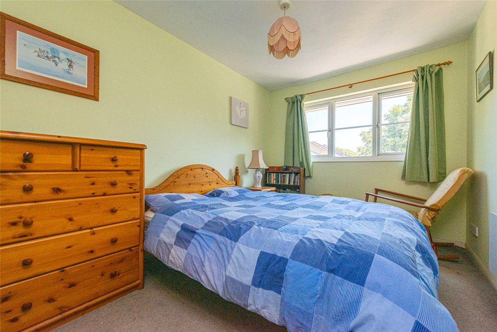 Property photo 3 of 8 Picture No. 05