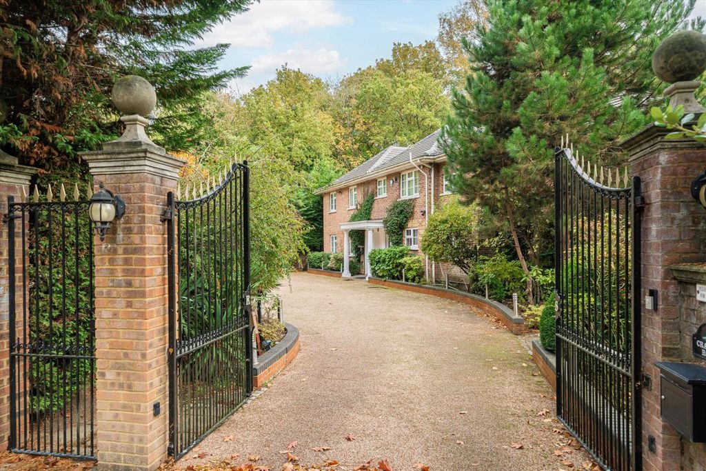 Property photo 1 of 13