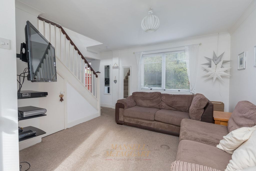 Property photo 3 of 15