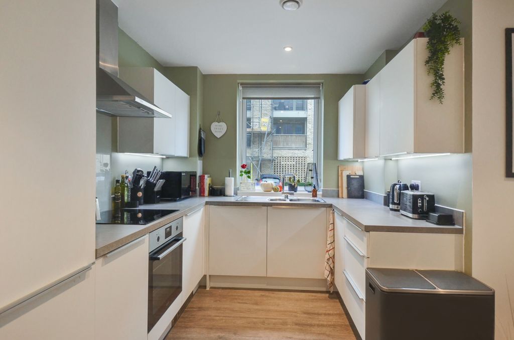 Property photo 3 of 18 Kitchen Area_Pic_ (2).Jpg