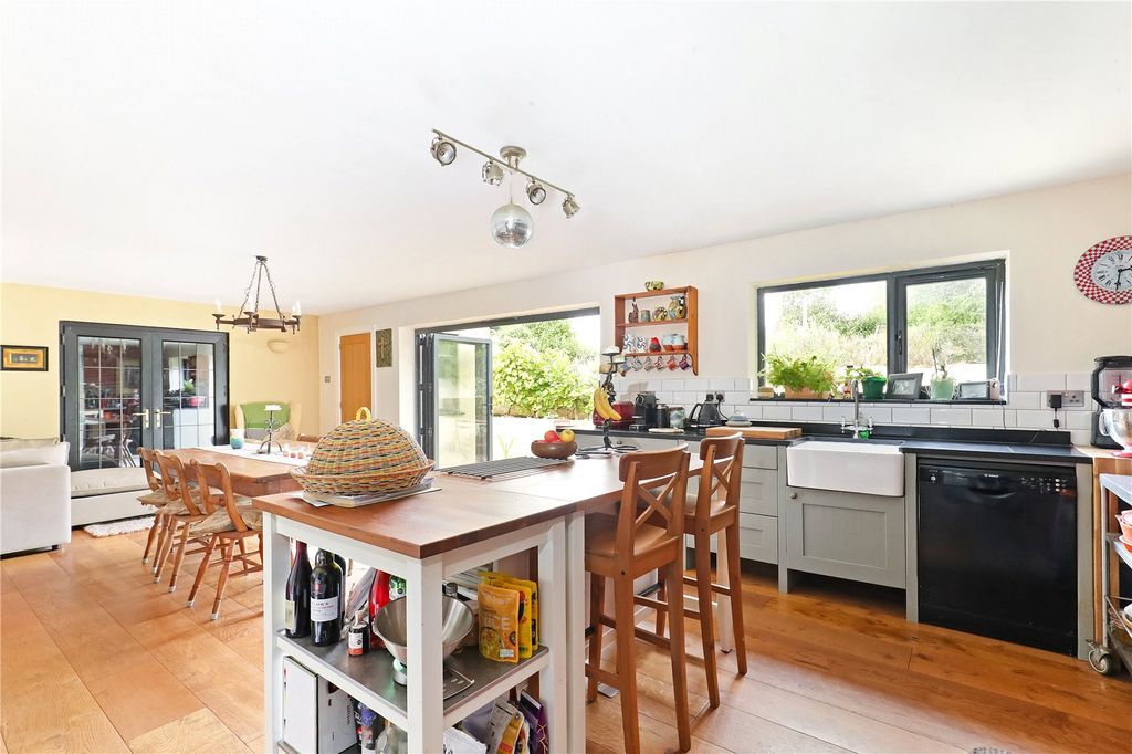 Property photo 3 of 44 Picture No. 49