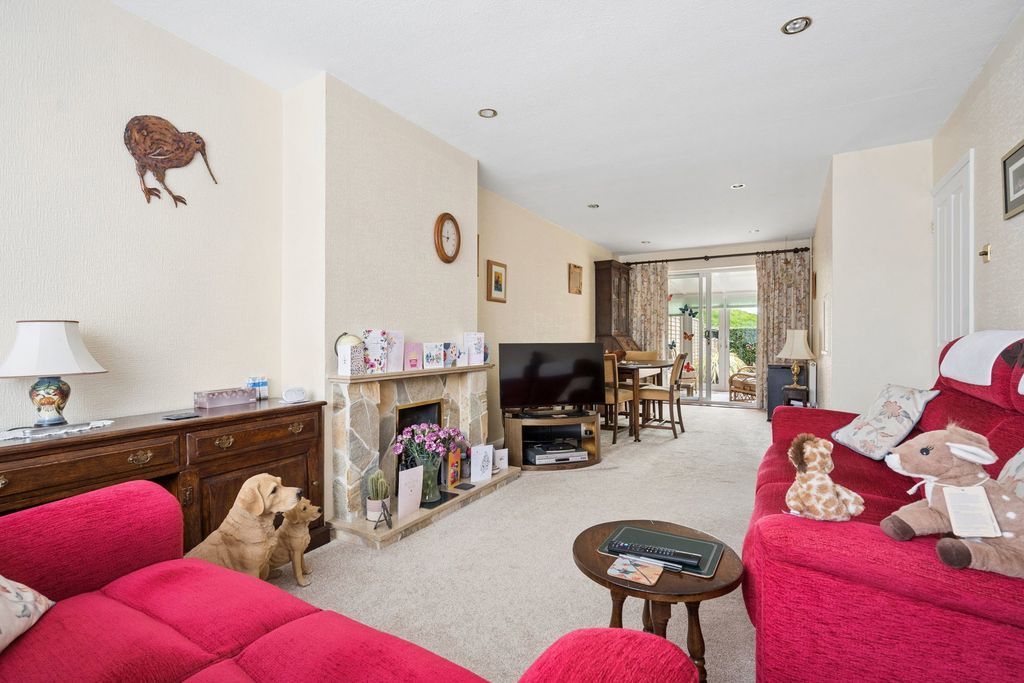Property photo 2 of 14
