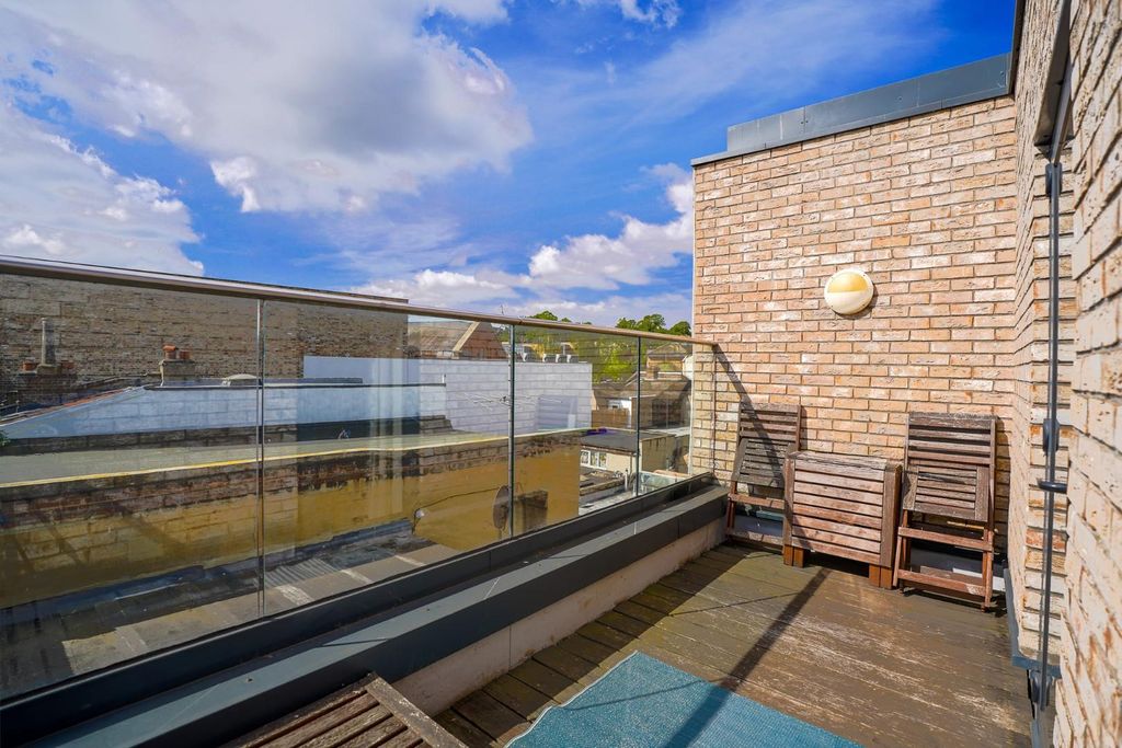 Property photo 2 of 13 Dsc04947-Hdr.Jpg
