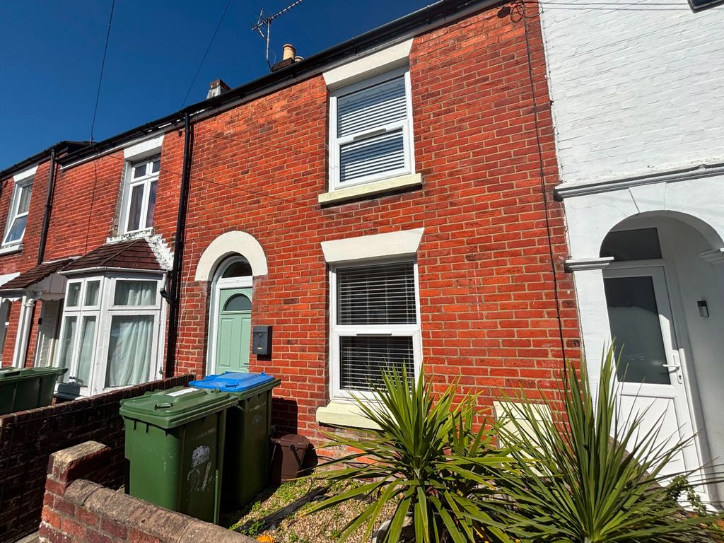 Property photo 1 of 11
