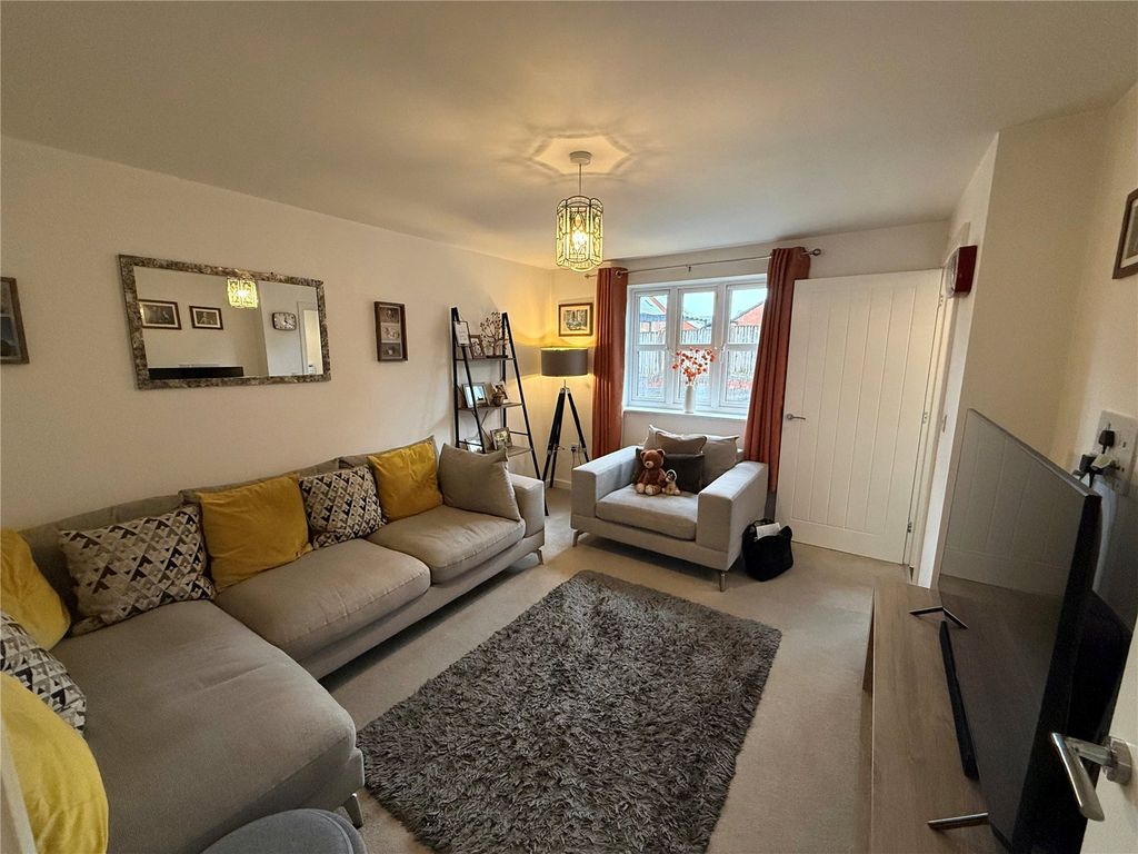 Property photo 2 of 9 Picture No. 16