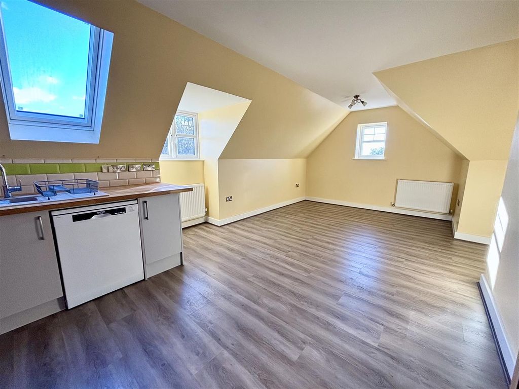 Property photo 2 of 9 Img_4223.Jpg