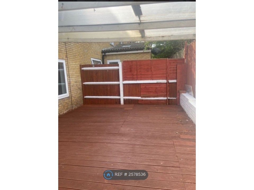 Property photo 3 of 6