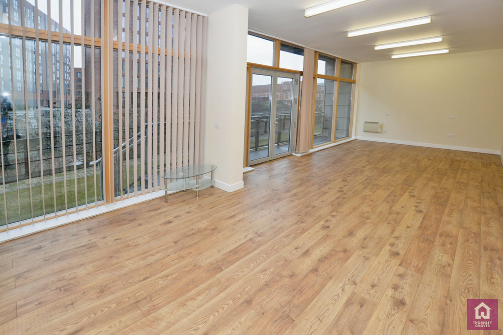 Property photo 3 of 17 Picture No. 71