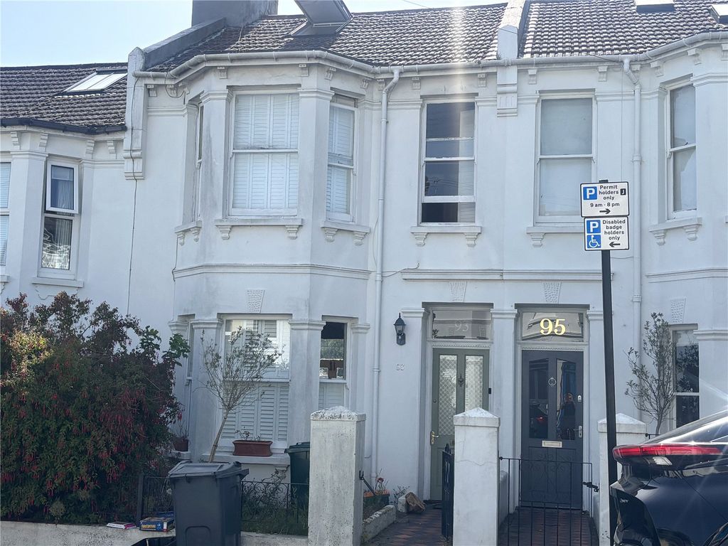 Property photo 1 of 2 Picture No. 05