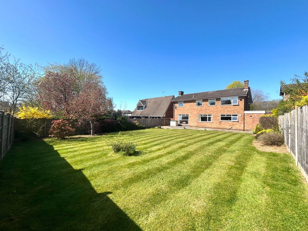 Property photo 3 of 24