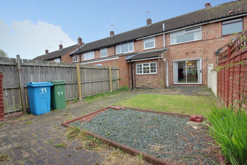Property photo 2 of 18 1 Garden B