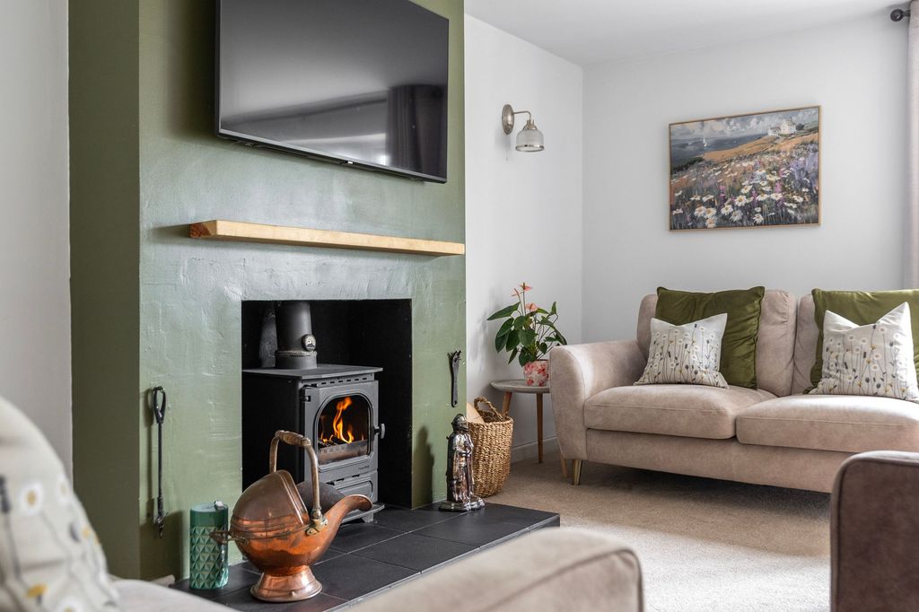 Property photo 3 of 20