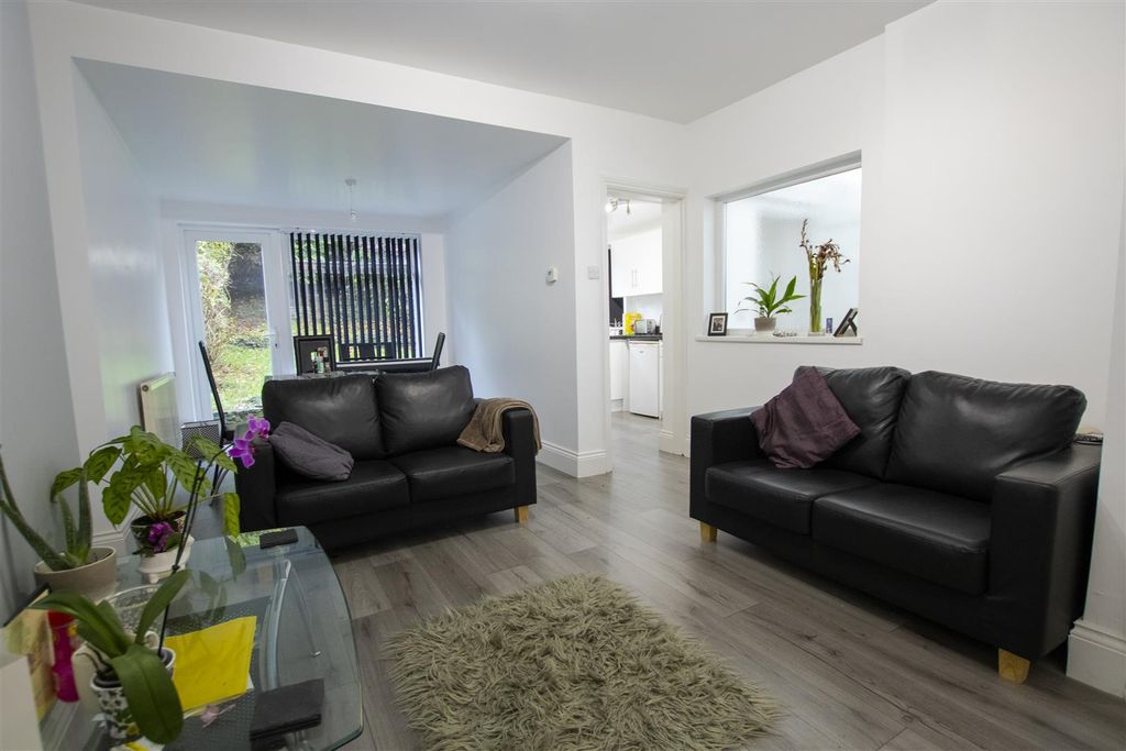 Property photo 3 of 9 Img_5521.Jpg