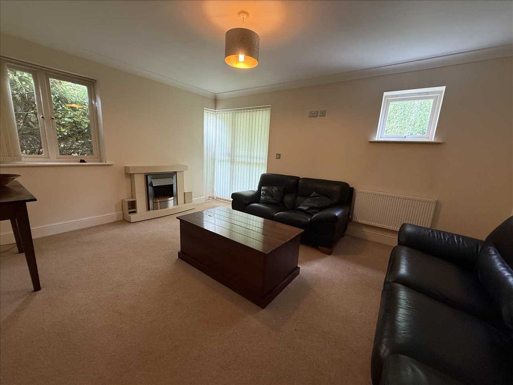 Property photo 3 of 26