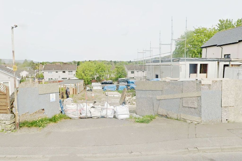 Property photo 2 of 9