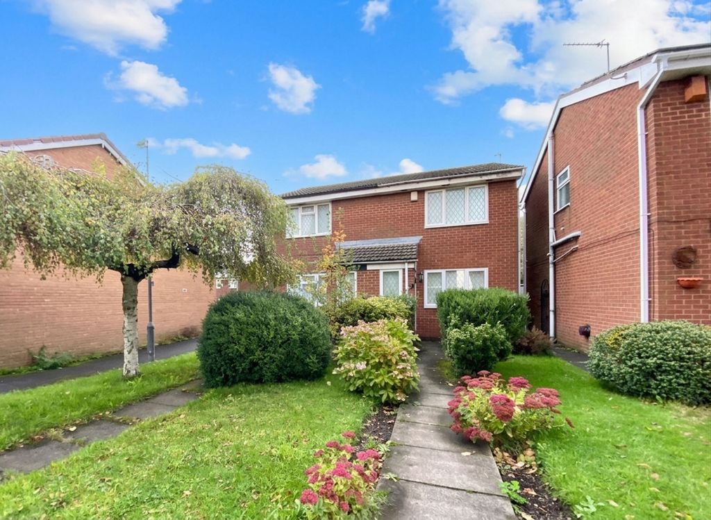 Property photo 1 of 11