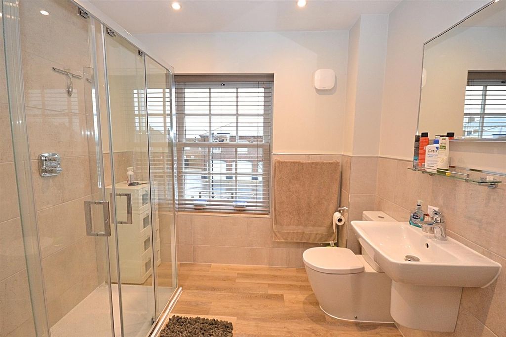 Property photo 3 of 13 1.Png