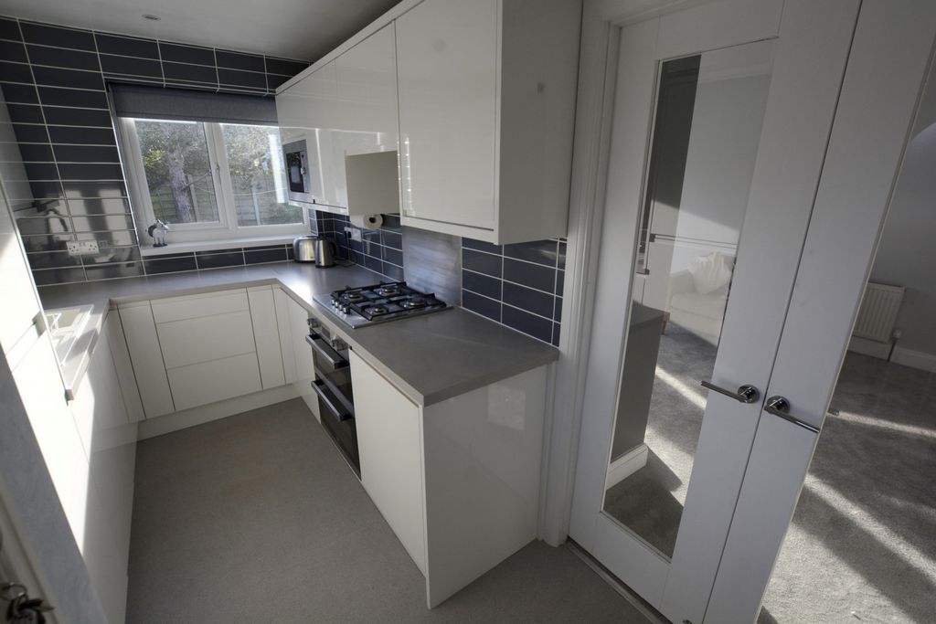 Property photo 3 of 14 Photo 13