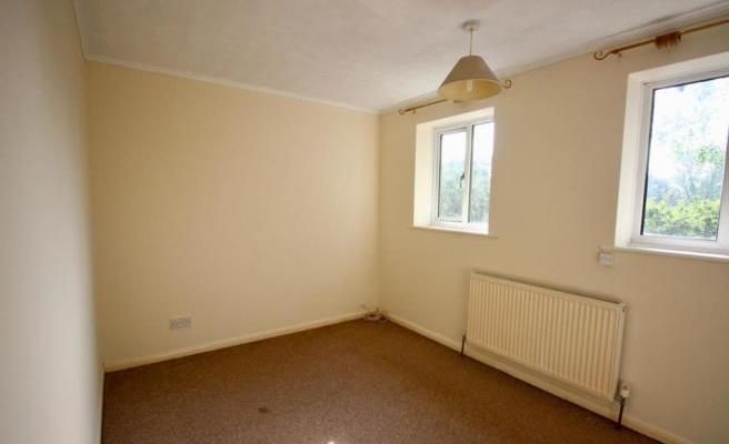 Property photo 3 of 5 Bedroom 1