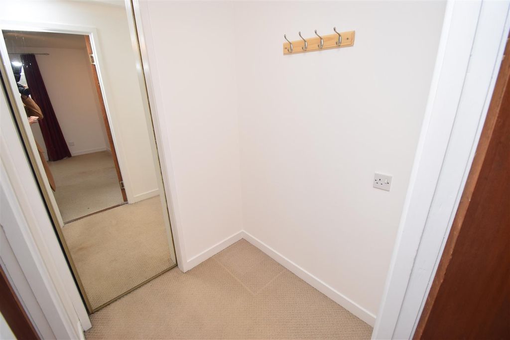 Property photo 3 of 12 Inner Hall.Jpg