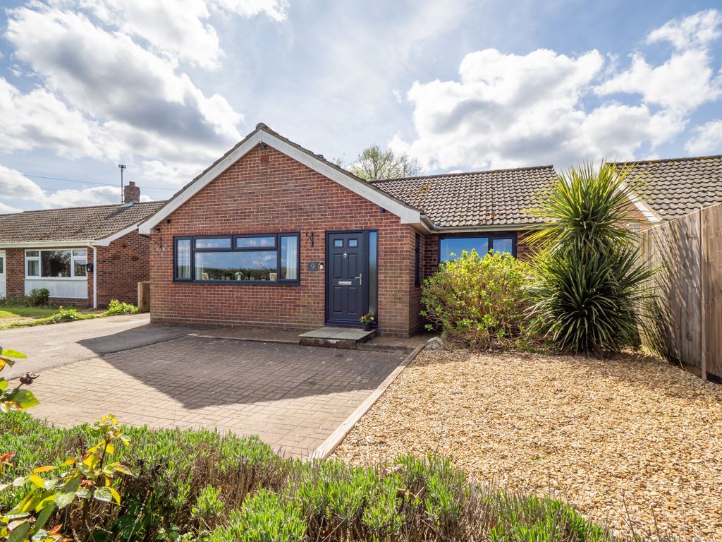 Property photo 2 of 19 9Littlesnoringroad-12