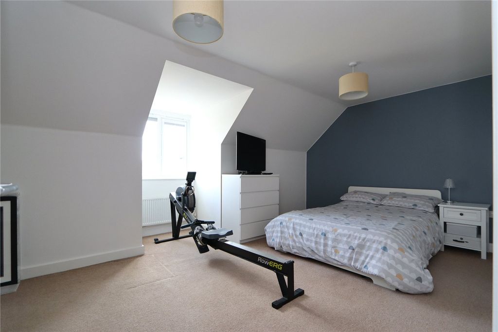 Property photo 3 of 16 Picture No. 05