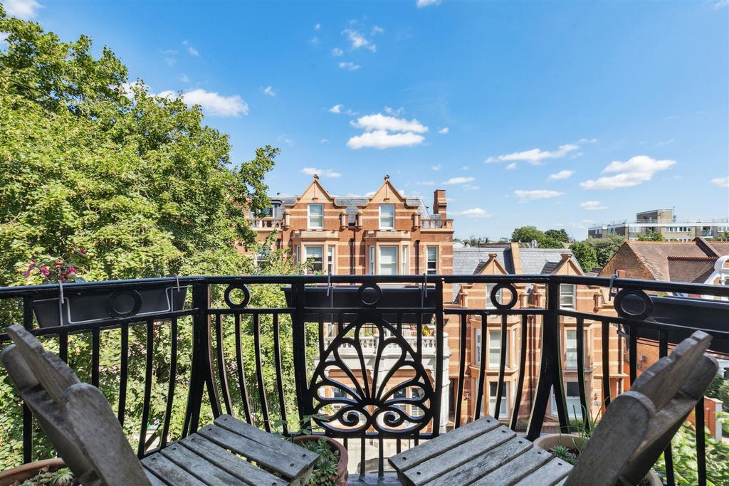 Property photo 3 of 16 Prebend Mansions, W4 - For Sale