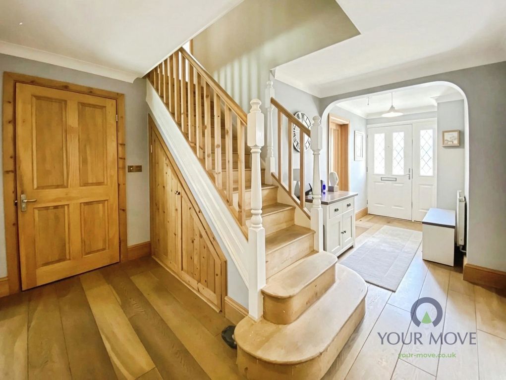 Property photo 2 of 25 Pbox-Img.Jpg