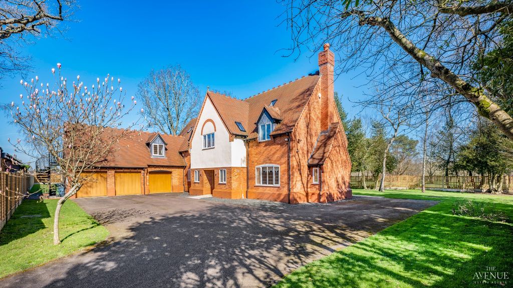 Property photo 2 of 37 4325654